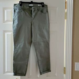 Rolled cropped skinny pants